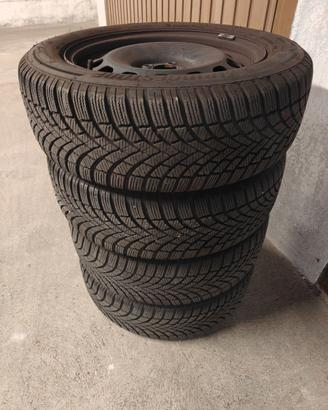 Ruote con 195/60R16 89H per VW con attacco 5x100