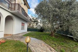 3 LOCALI A PONTE SAN PIETRO