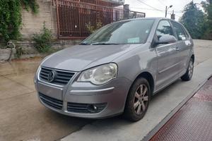 VOLKSWAGEN polo 1200 benzina motor nuov