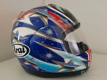 Casco Arai Nakano