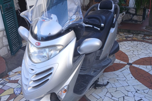 Kymco Grand Dink 250