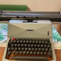 Olivetti 82 Diaspron – macchina da scrivere