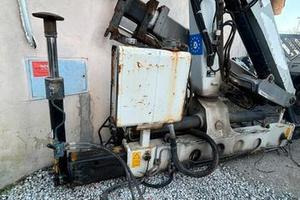 Gru pm 6522 portata 3.050 kg camion usata