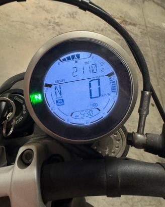 scrambler Nightshift 800 - 2110km - pari al nuovo