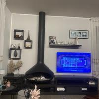 Mobile in legno massiccio