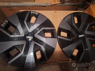 Copricerchi  2. Dacia Duster come nuovi