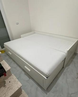 Letto Ikea modello Brimmes