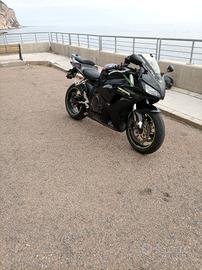 HONDA CBR 1000RR 06