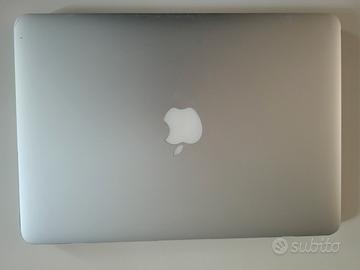 MacBook Pro (Retina 13" 2015).