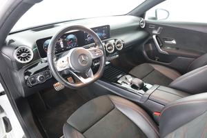 MERCEDES Classe A (W177) A 200 Automatic Premium