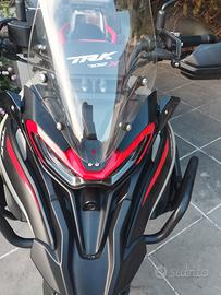 Benelli trk 702 x