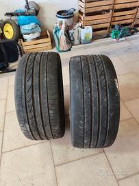 2 Gomme  usate Bridgestone 275/40R20