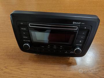 Autoradio Suzuki baleno 39101-68PF2 usato