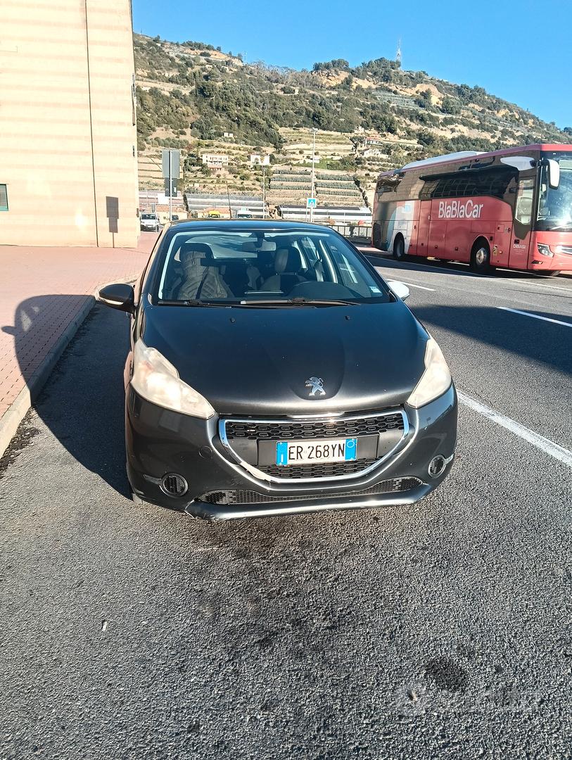 Peugeot 208 1° serie