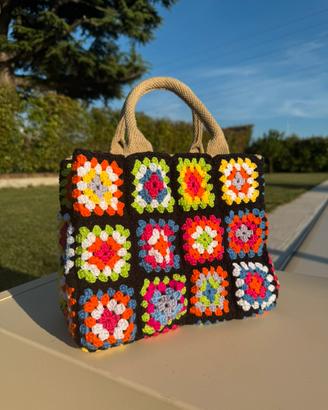 🎯 Borsa granny square ispirata a Saint Barth