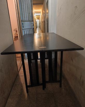 Tavolo/consolle in legno e giunco nero