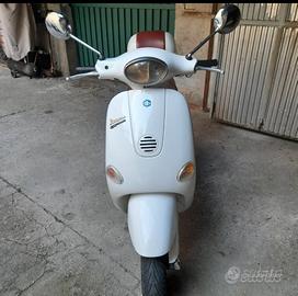 Vespa 150 ET4 anno 2000
