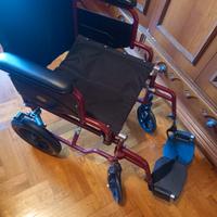 Sedia a rotelle pieghevole