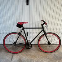 Bicicletta a scatto fisso