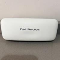 Cuatodia calvin klein