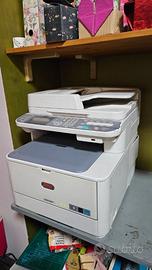 Stampante multifunzionale OKI MC561 colori