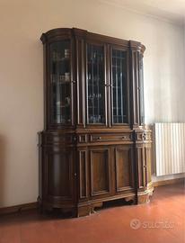 Vetrina in legno massello da sala