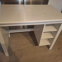 Scrivania ikea