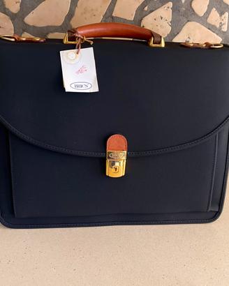 Borsa 24 ore Brics Nuova con cartellino