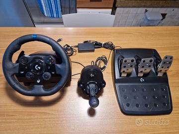 Volante Logitech g923 per simulatore PC e Xbox
