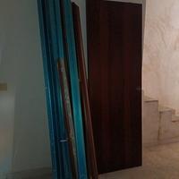 Porta scorrevole colore noce scuro