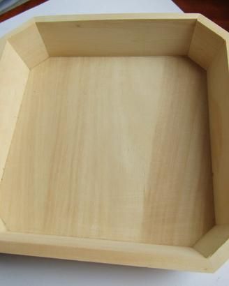 Contenitore quadrato in balsa con angoli stondati