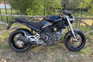 Ducati Monster 900