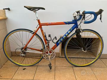 Bicicletta sportiva