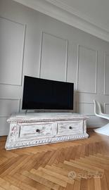 mobile TV contenitore 