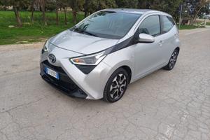 Toyota Aygo 1.0 VVT-i 72 CV 5 porte x-clusiv