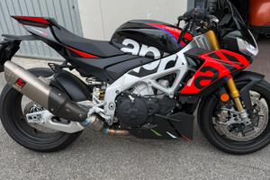 Aprilia tuono V4 Factory