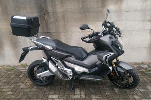 Honda X adv 750"2017"(Soli 34.000 km) 