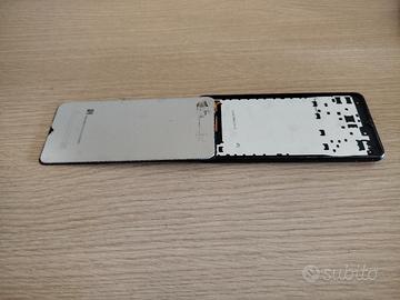 Samsung Galaxy A04s - schermo rotto