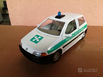 Modello auto fiat punto 60 polizia locale burago