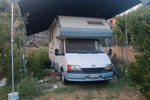 camper Ford 6 posti