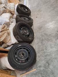 cerchi gomme BMW F21 serie 1 205 55 r16 invernali