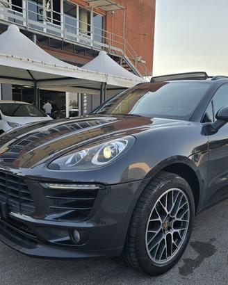 PORSCHE Macan 2.0