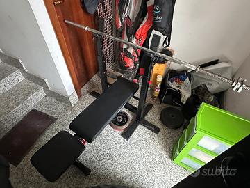 Panca decathlon con bilanciere e pesi