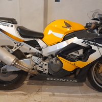 Honda cbr 929