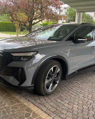 Audi Q4 50 E-tron quattro S line ED 220 kw