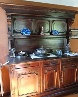 credenza in legno massello inizio '900
