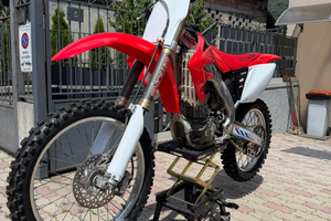 Honda crf r 250