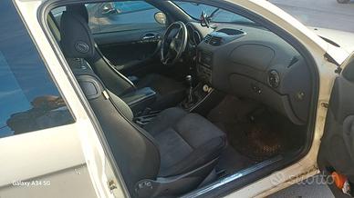 ALFA ROMEO 147 1,9JTD SPORTING