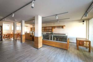 Immobile di 140 m² con 2 locali a Valbrembo