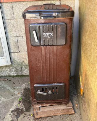Stufa a legna semi nuova marca Argo